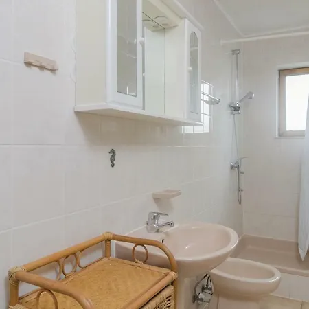 03 Apartment